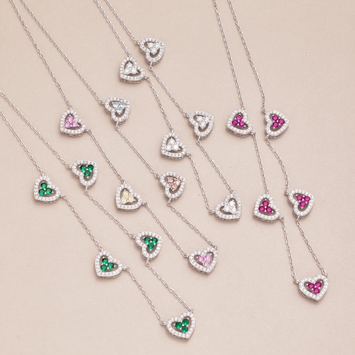 [baslovejewels]Sparkling Five Heart Necklace
