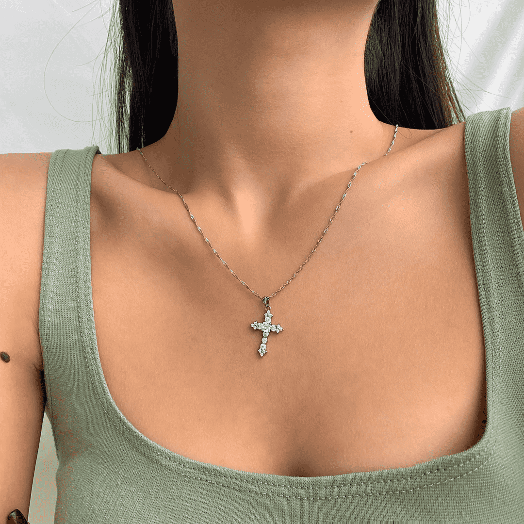 [baslovejewels]Delicate Cross Shape Necklace