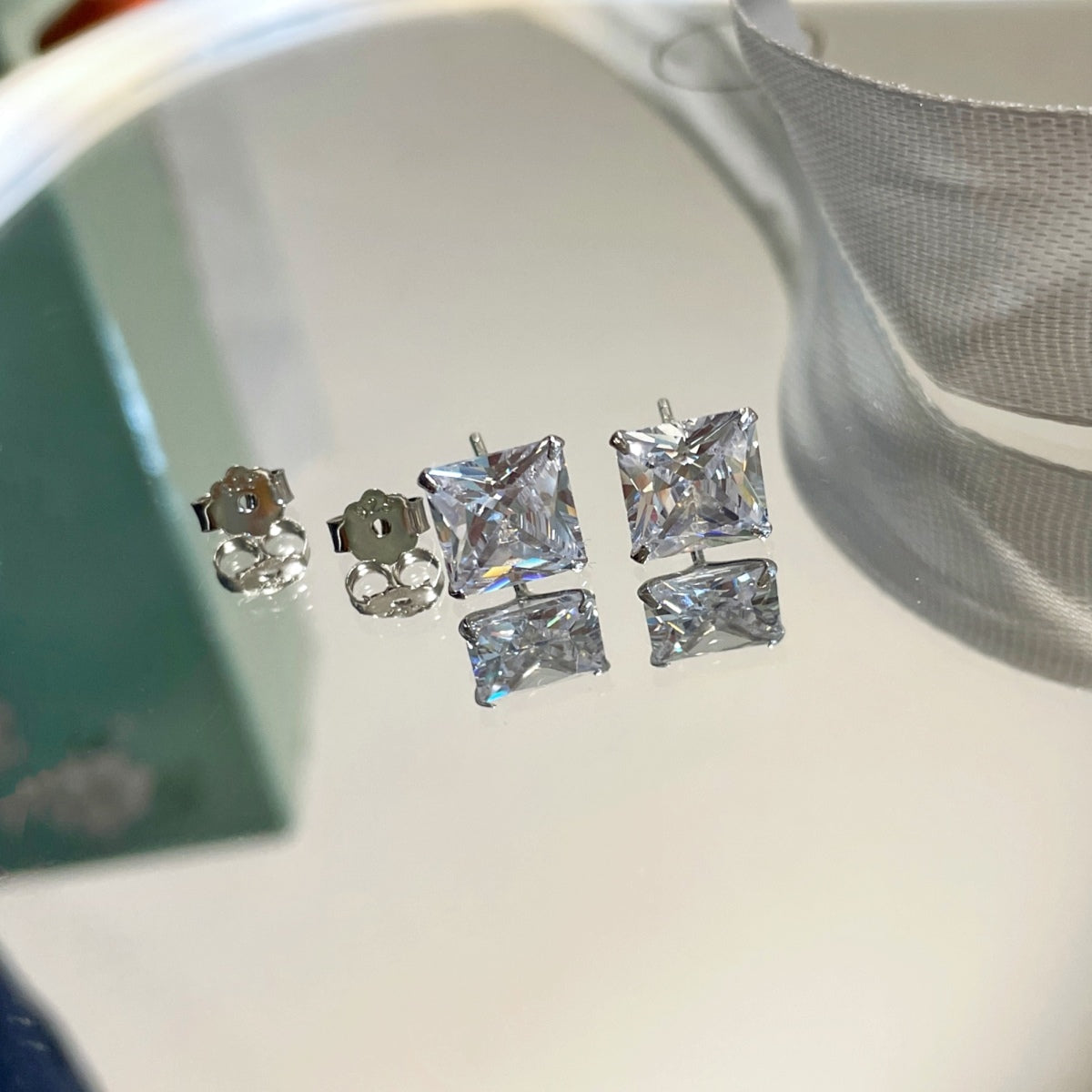 [baslovejewels]Ornate Square Shape Earrings