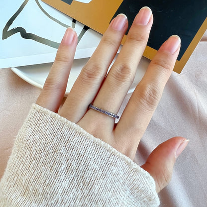 [baslovejewels]Delicate Sparkling Round Cut Daily Ring