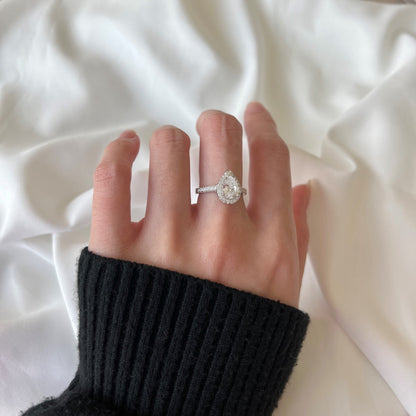 [baslovejewels]1.0 Carat Luxurious Resplendent Water Drop Shape Wedding Ring