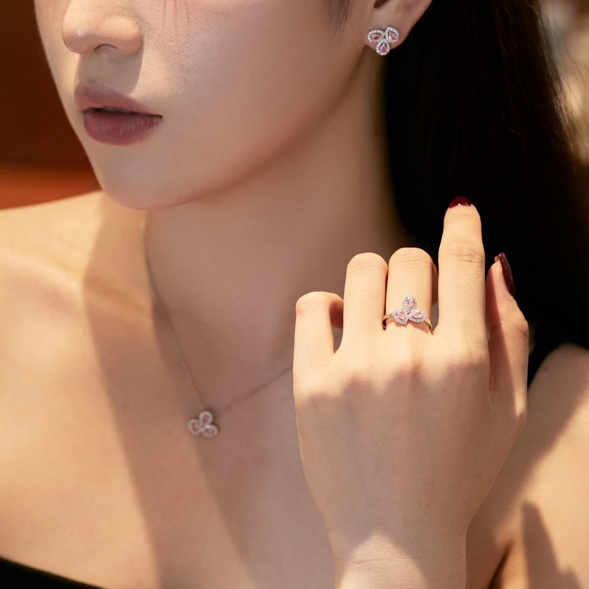 [baslovejewels]Ornate Flower Shape Pear Cut Lover Earrings
