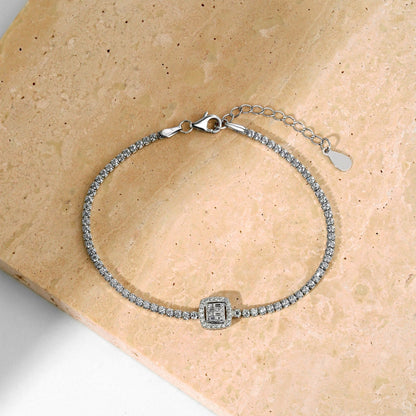 [baslovejewels]Luxurious Dazzling Square Shape Banquet Bracelet