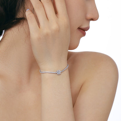 [baslovejewels]Luxurious Dazzling Square Shape Banquet Bracelet