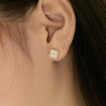 [BASLOVE]Four-Leaf Clover Flower Shaped Earrings