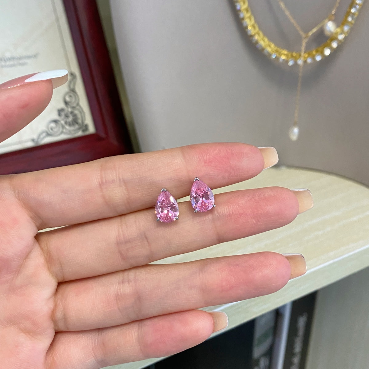 [baslovejewels]Ornate Water Drop Shape Earrings