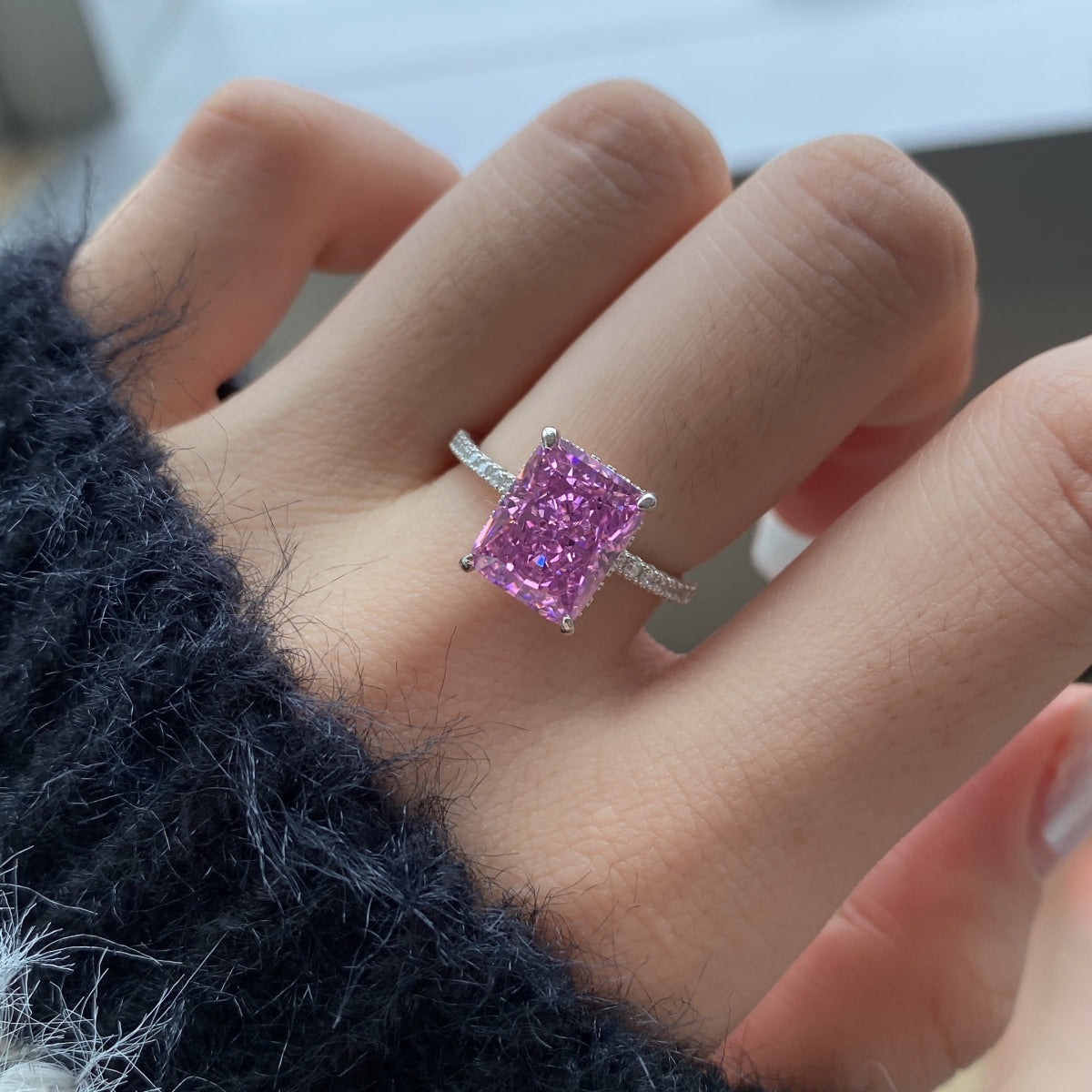 [baslovejewels]4.0 Carat Luxurious Engagement Ring