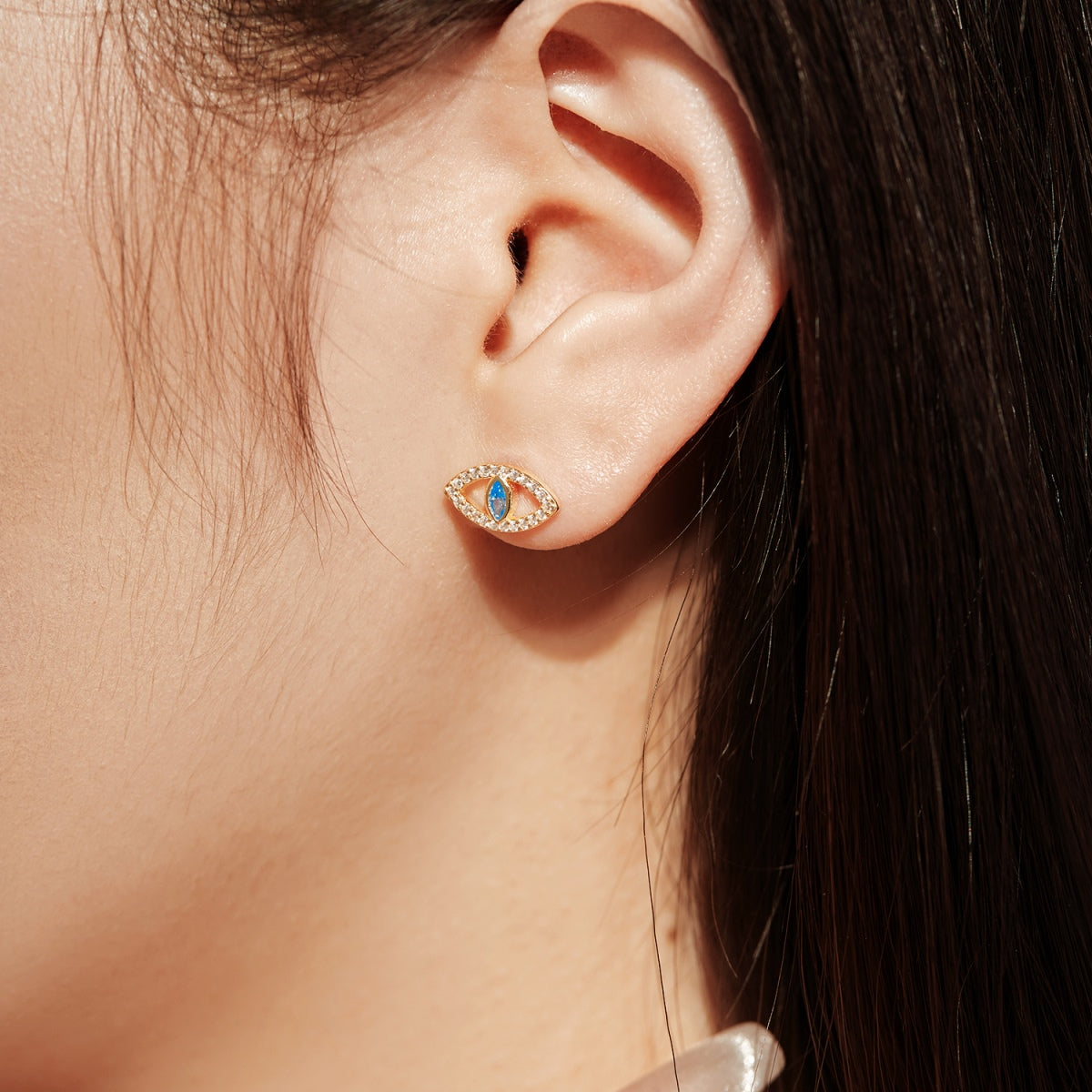 [baslovejewels]Blue Devil Eyes Hollow Stud Earrings
