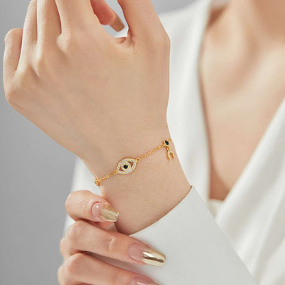 [baslovejewels]Dainty Eye Shape Necklace