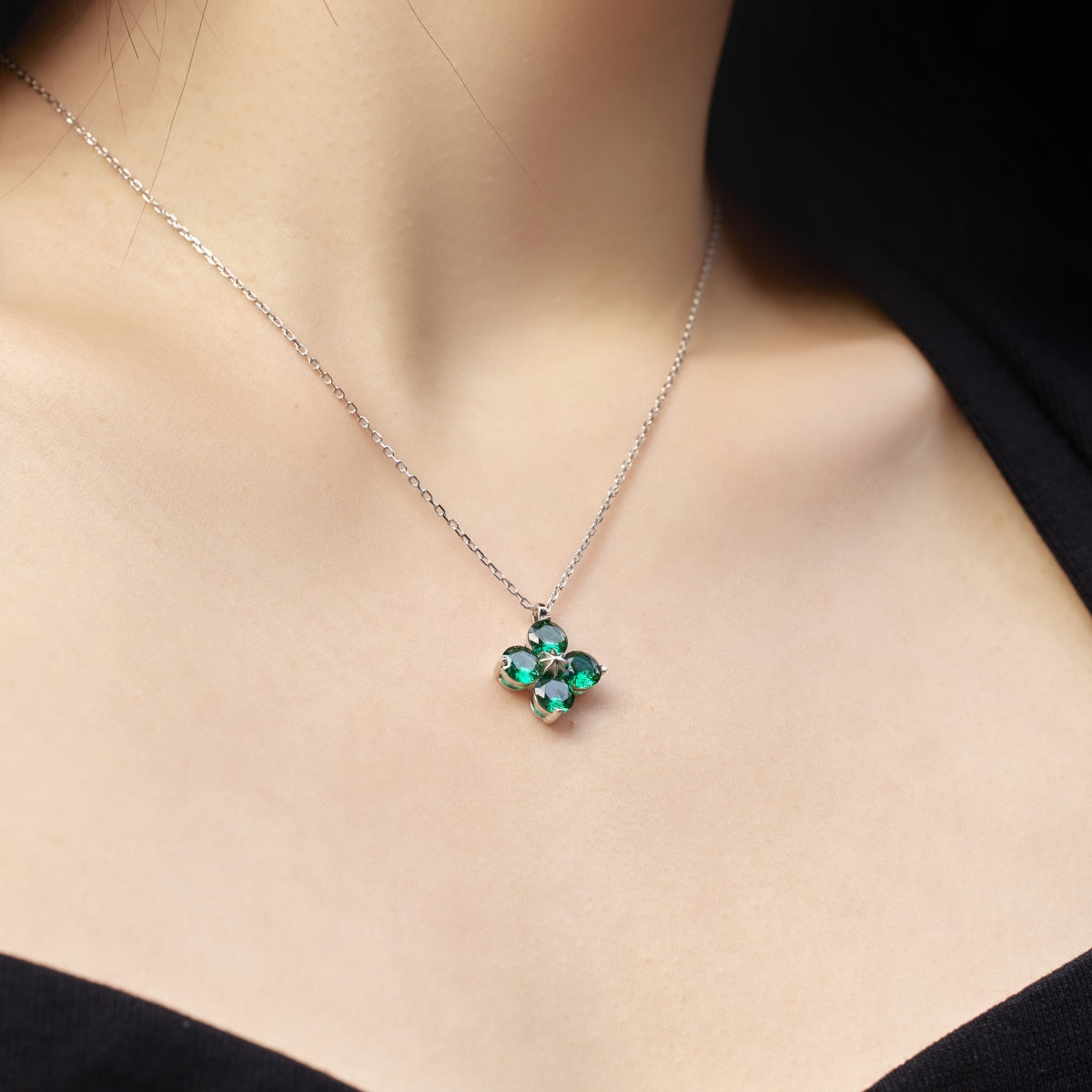 [BASLOVE]Four-Leaf Clover And Eight-Pointed Star Necklace