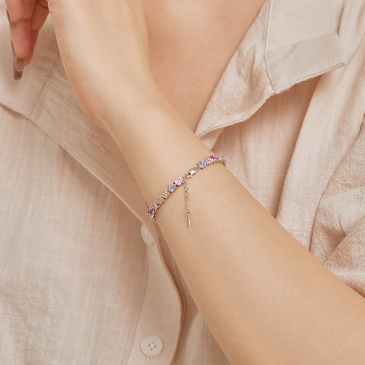 [baslovejewels]Ornate Colorful Flower Shape Party Bracelet