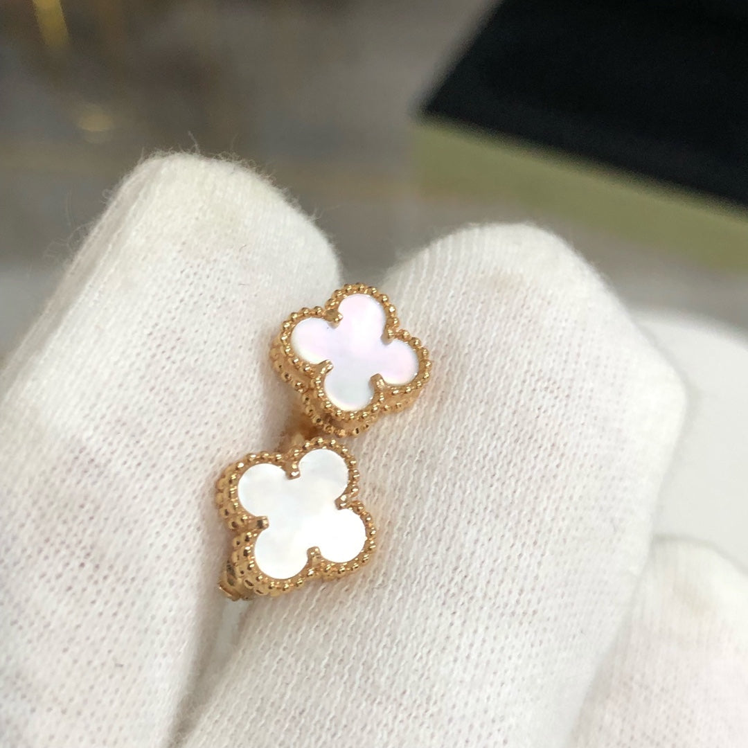 [Basjewels]CLOVER MINI GOLD EARRINGS