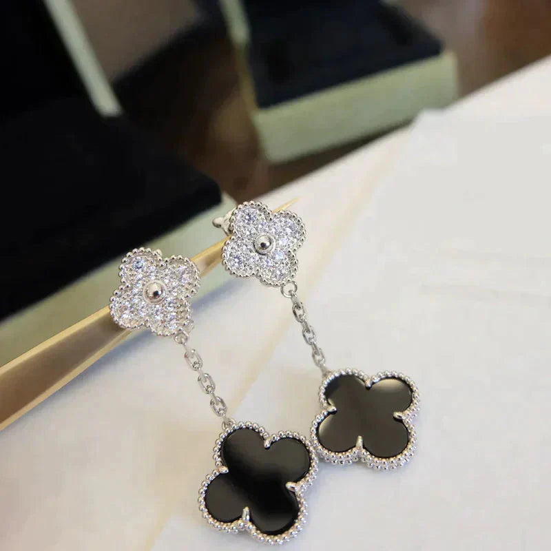 [Basjewels]CLOVER 2 MOTIFS  DIAMOND ONYX EARRINGS SILVER