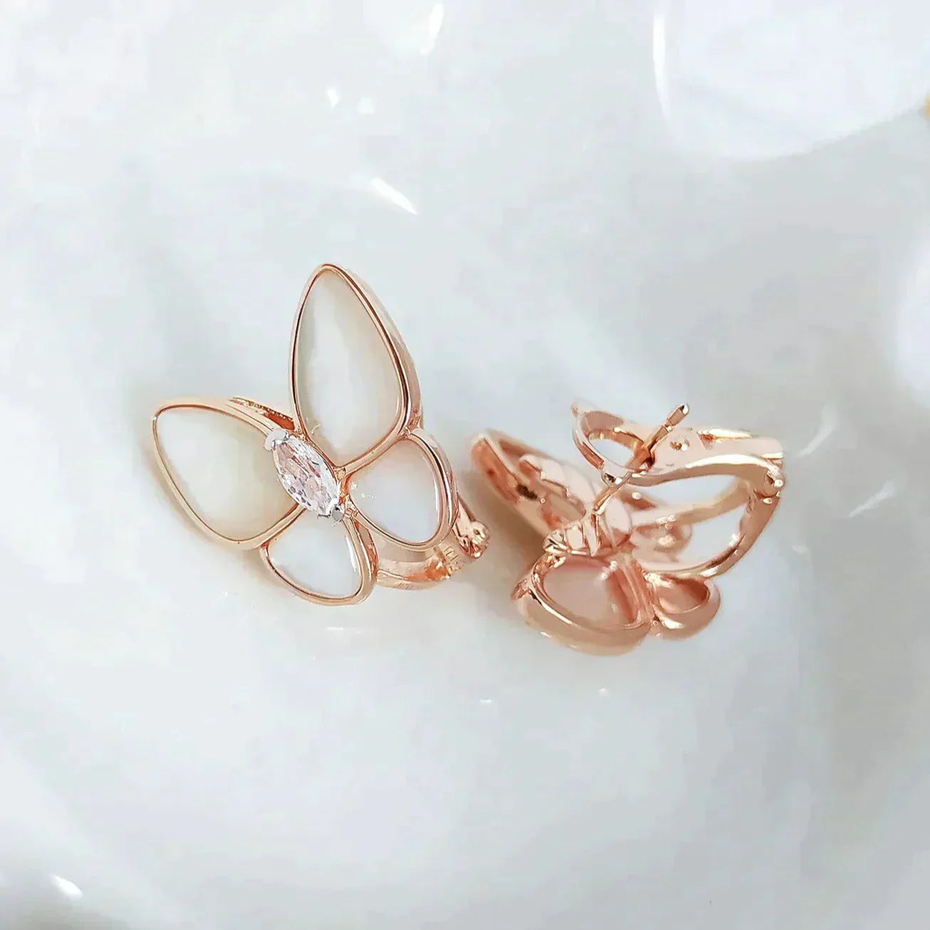 [Basjewels]BUTTERFLY MOP DIAMOND EARRINGS