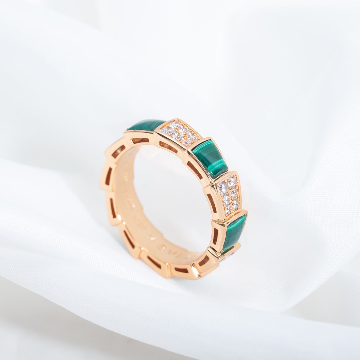 [Basjewels]SERPENTI RING PINK GOLD MALACHITE DIAMOND PAVED 4MM