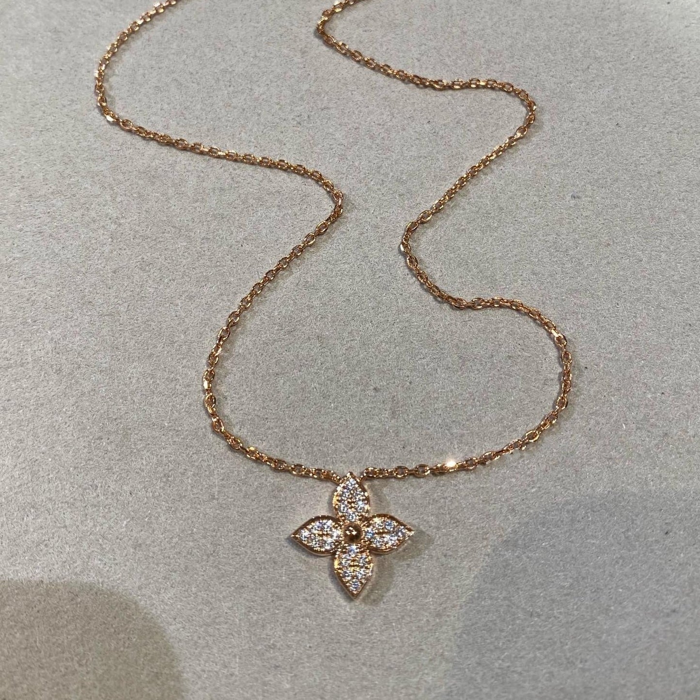 [Basjewels]STAR DIAMOND NECKALCE