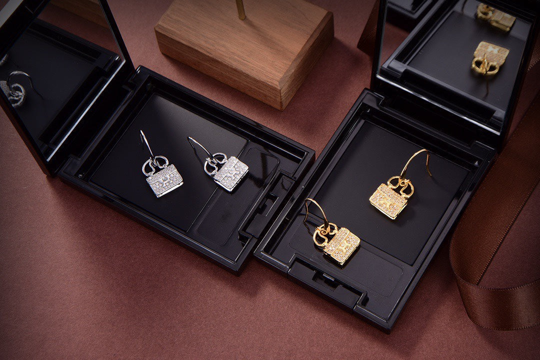 [baslovejewels]KELLY DIAMOND EARRINGS