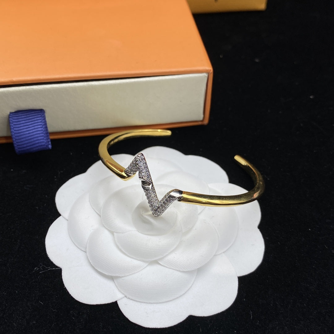 [baslovejewels]VOLTE UPSITE DOWN DIAMOND GOLD OPEN BRACELET