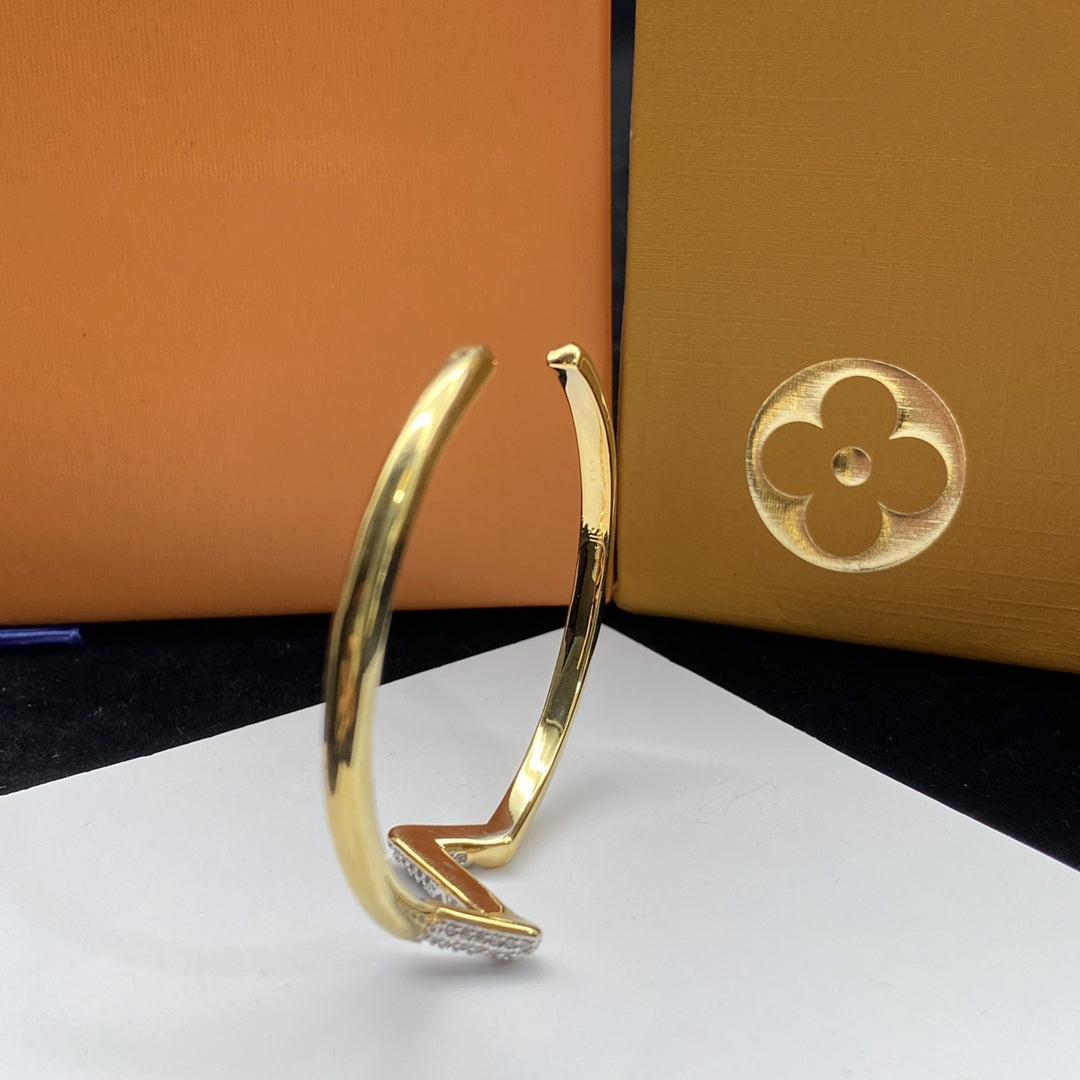 [baslovejewels]VOLTE UPSITE DOWN DIAMOND GOLD OPEN BRACELET