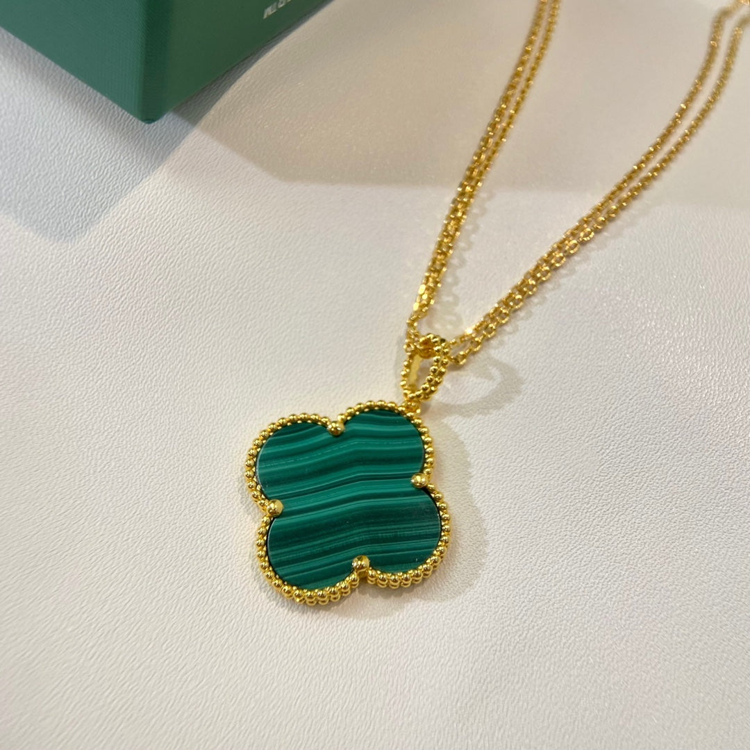 [Basjewels]CLOVER 25MM MALACHITE GOLD NECKLACE