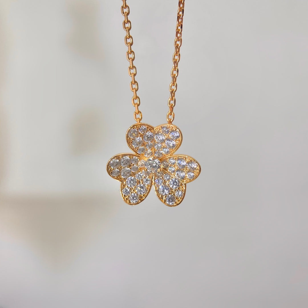 [Basjewels]FLOWER DIAMOND NECKLACE