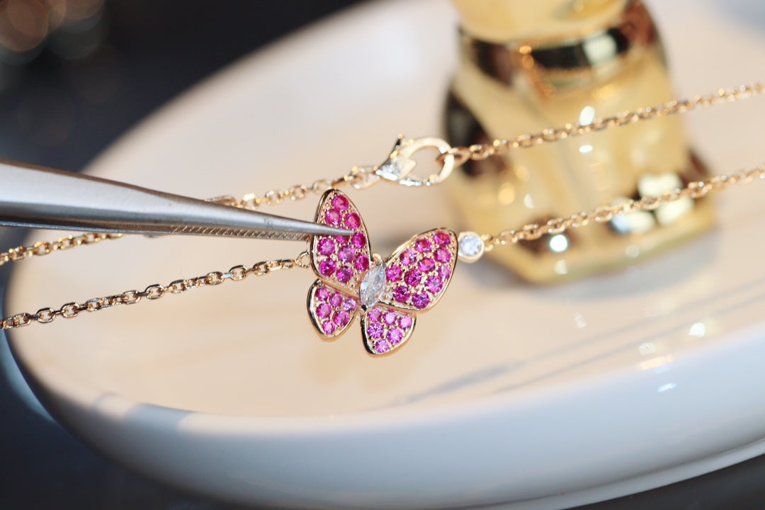 [Basjewels]BUTTERFLY RED DIAMOND ROSE GOLD NECKLACE