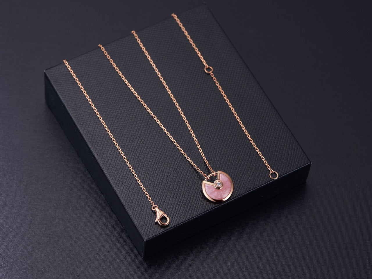 [Basjewels]AMULETTE ROSE GOLD PINK MOP NECKLACE