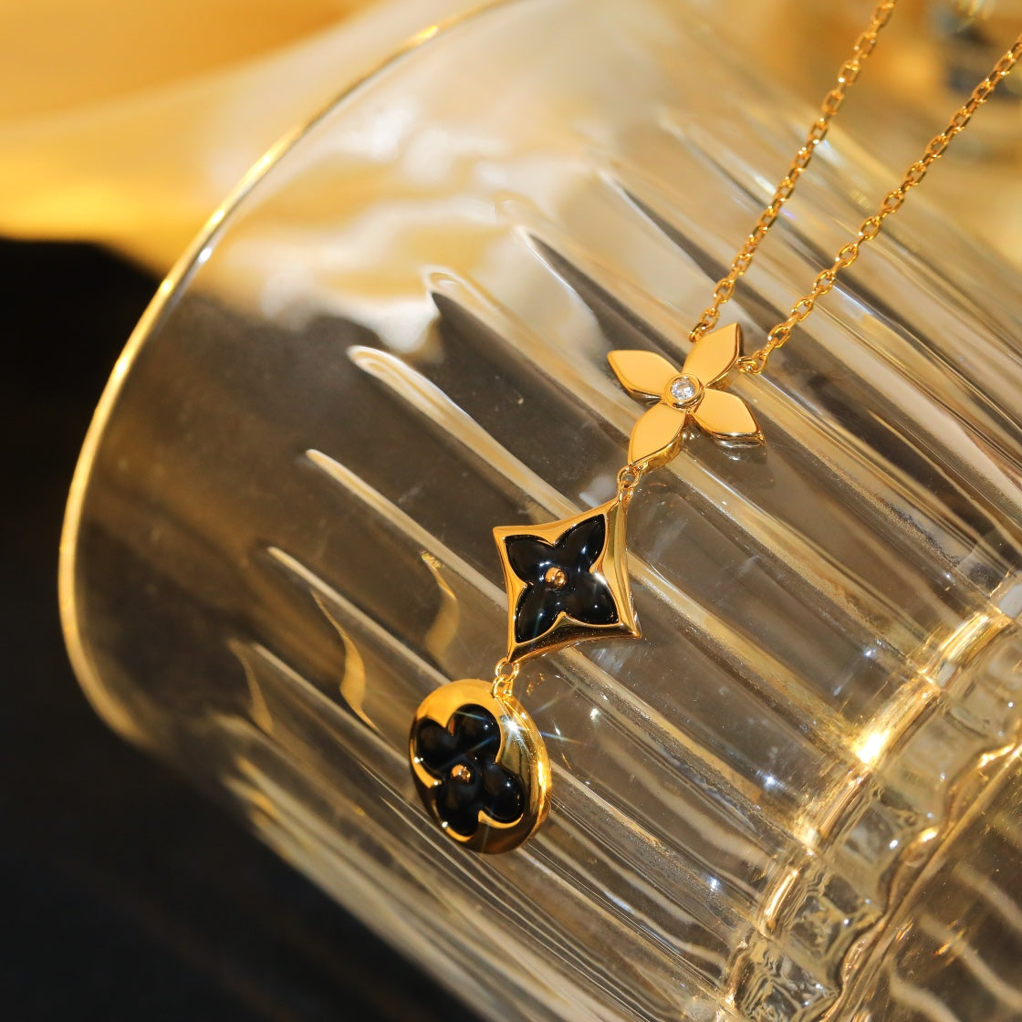 [baslovejewels]STAR AND SUN ONYX PINK GOLD NECKLACE