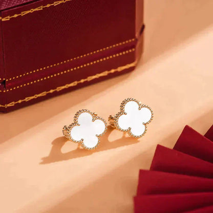 [Basjewels]CLOVER MEDIUM 1 MOTIFS  WHITE MOP STUD EARRINGS