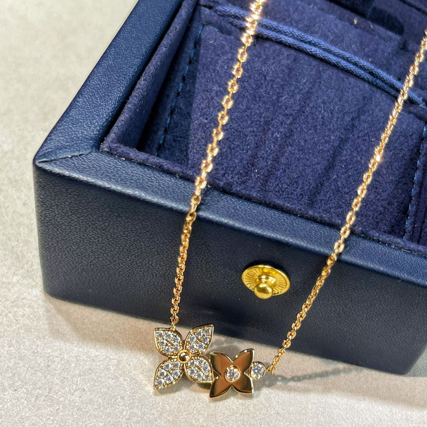 [baslovejewels]STAR BLOSSOM NECKLACE PINK GOLD DIAMONDS