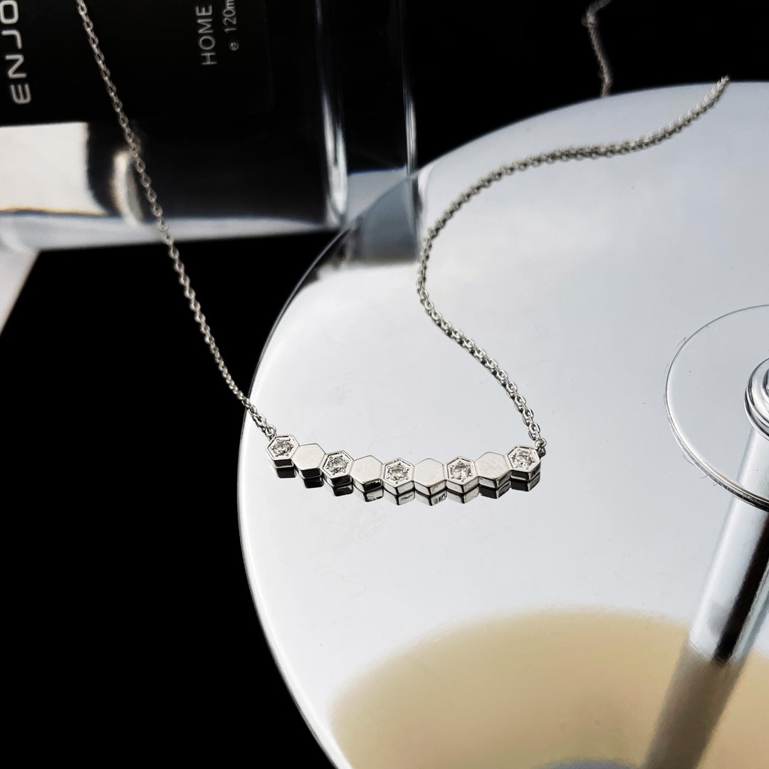 [baslovejewels]BEE MY LOVE DIAMOND NECKLACE