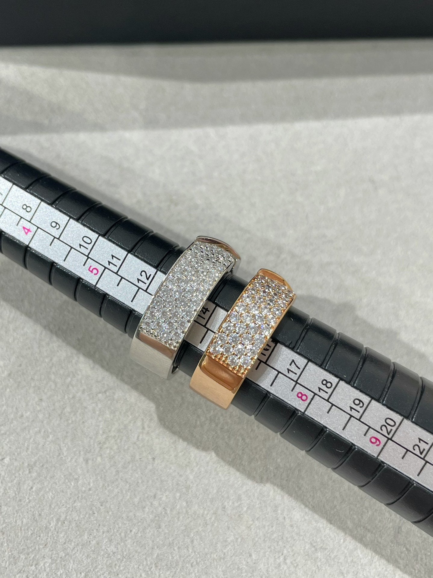 [baslovejewels]LIENS EVIDENCE  DIAMOND PAVED RING