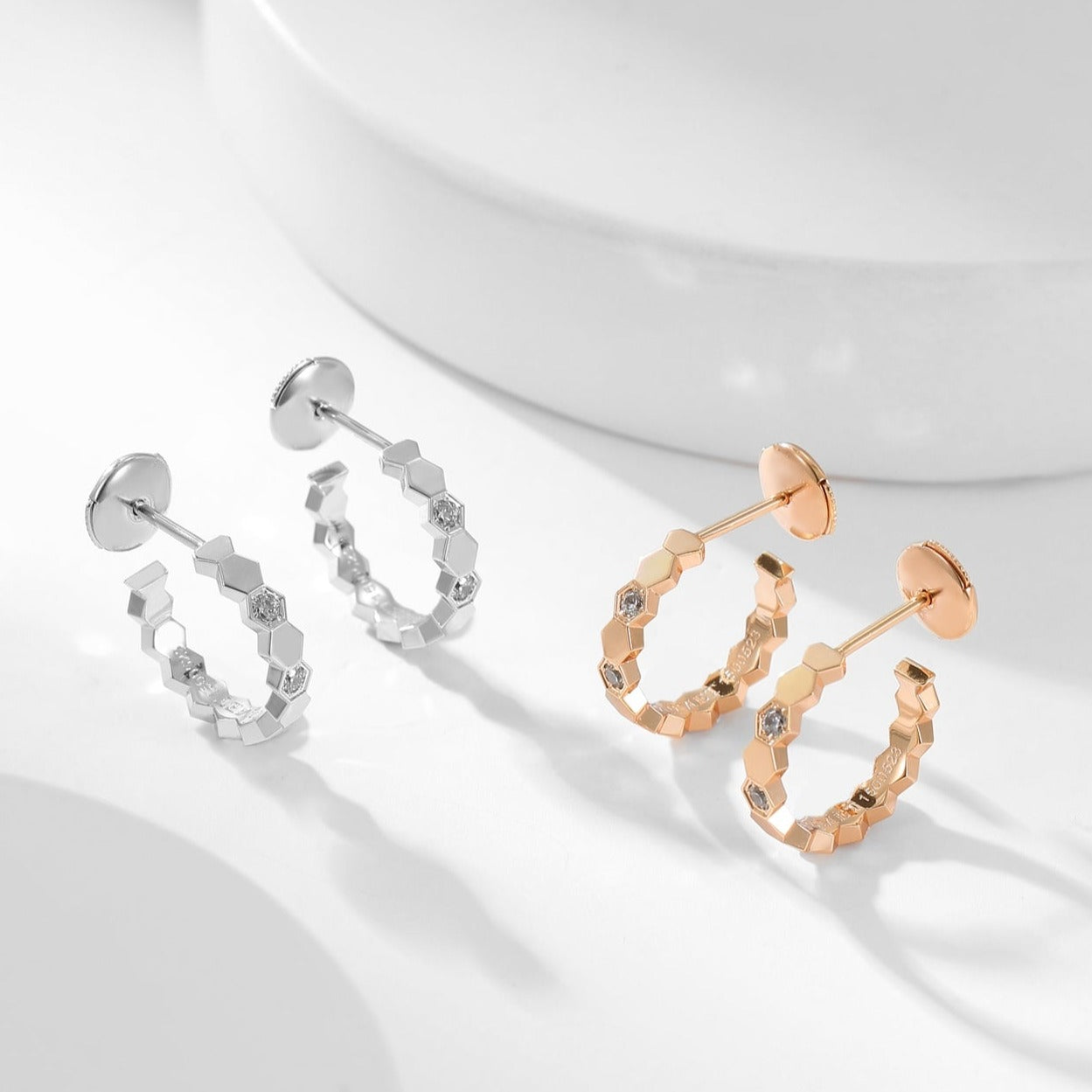 [Basjewels]BEE LOVE DIAMOND HOOP EARRINGS