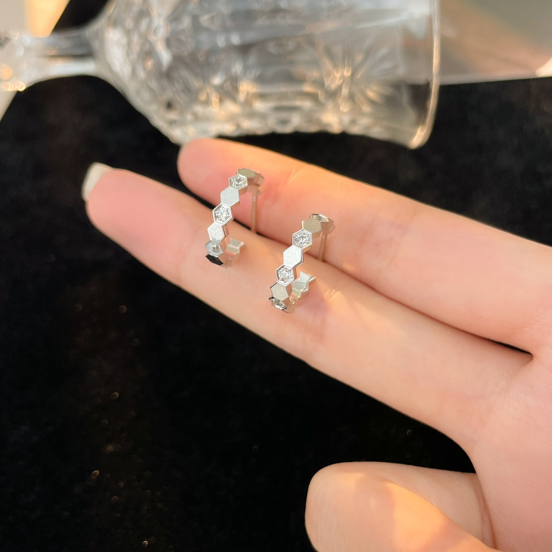 [baslovejewels]BEE LOVE DIAMOND HOOP EARRINGS