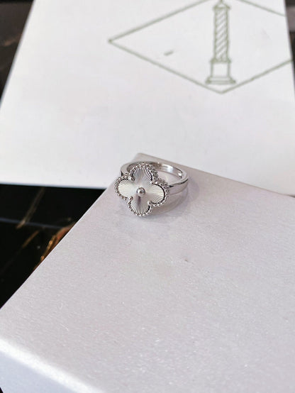 [Basjewels]CLOVER SILVER RING