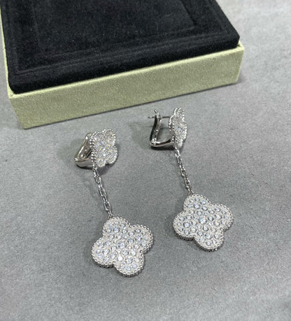 [Basjewels]CLOVER 2 MOTIFS DIAMOND PAVED SILVER EARRINGS