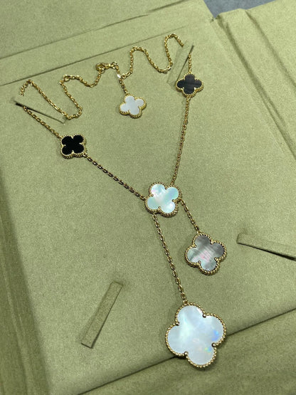 [Basjewels]CLOVER 6 MOTIF MOP ONYX GOLD NECKLACE