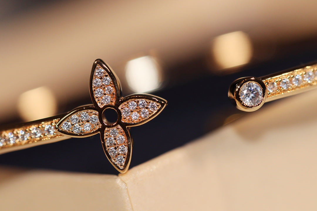 [baslovejewels]IDYLLE GOLD OPEN BRACELET DIAMOND PAVED