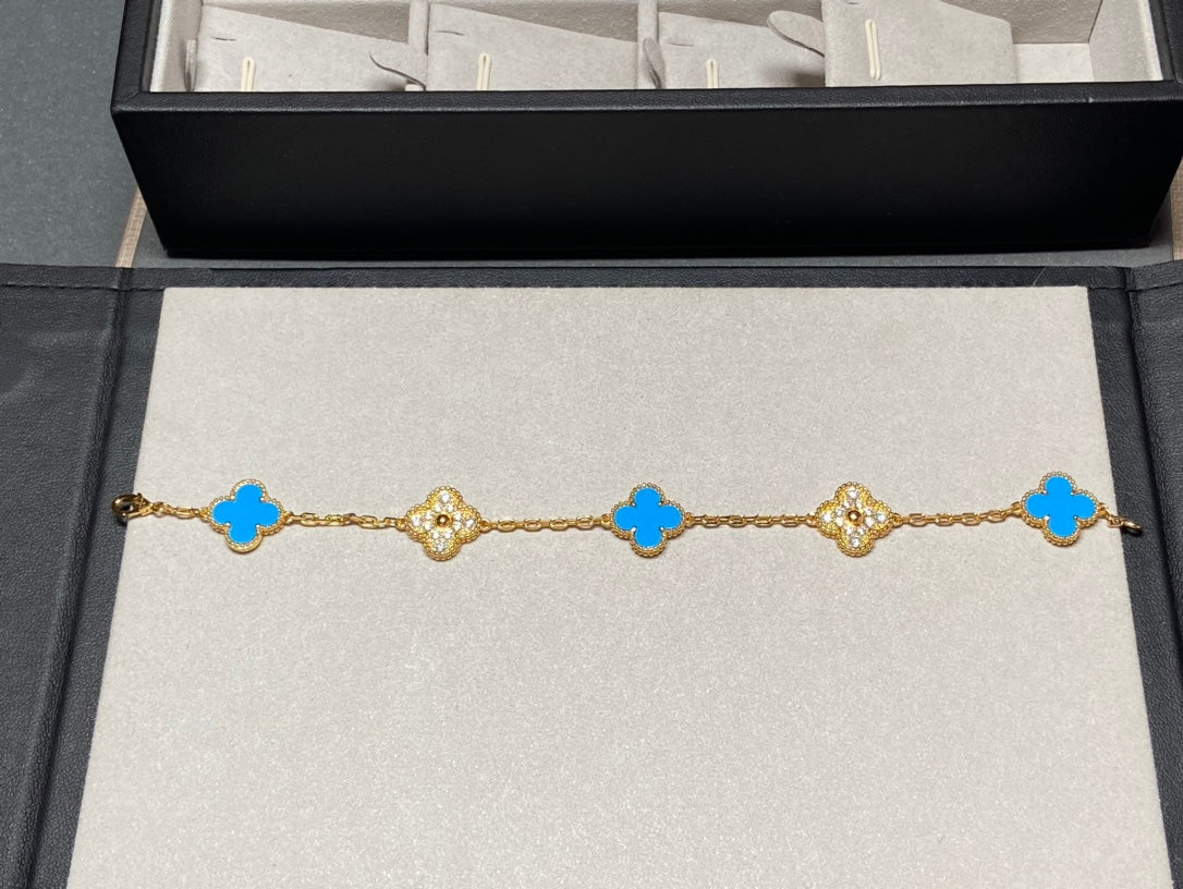 [Basjewels]CLOVER 5 MOTIF BLUE CHALCEDONY DIAMOND GOLD BRACELET