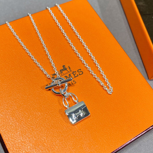 [baslovejewels]CONSTANCE PEDANT SILVER NECKLACE