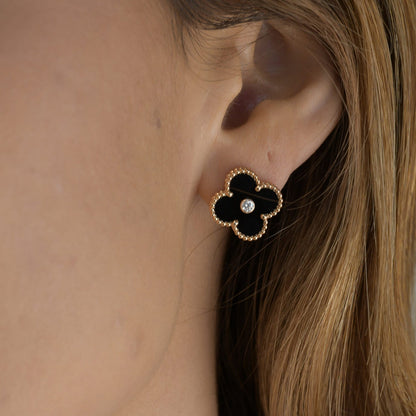 [Basjewels]CLOVER MEDIUM 1 MOTIFS ONYX DIAMOND EARRINGS