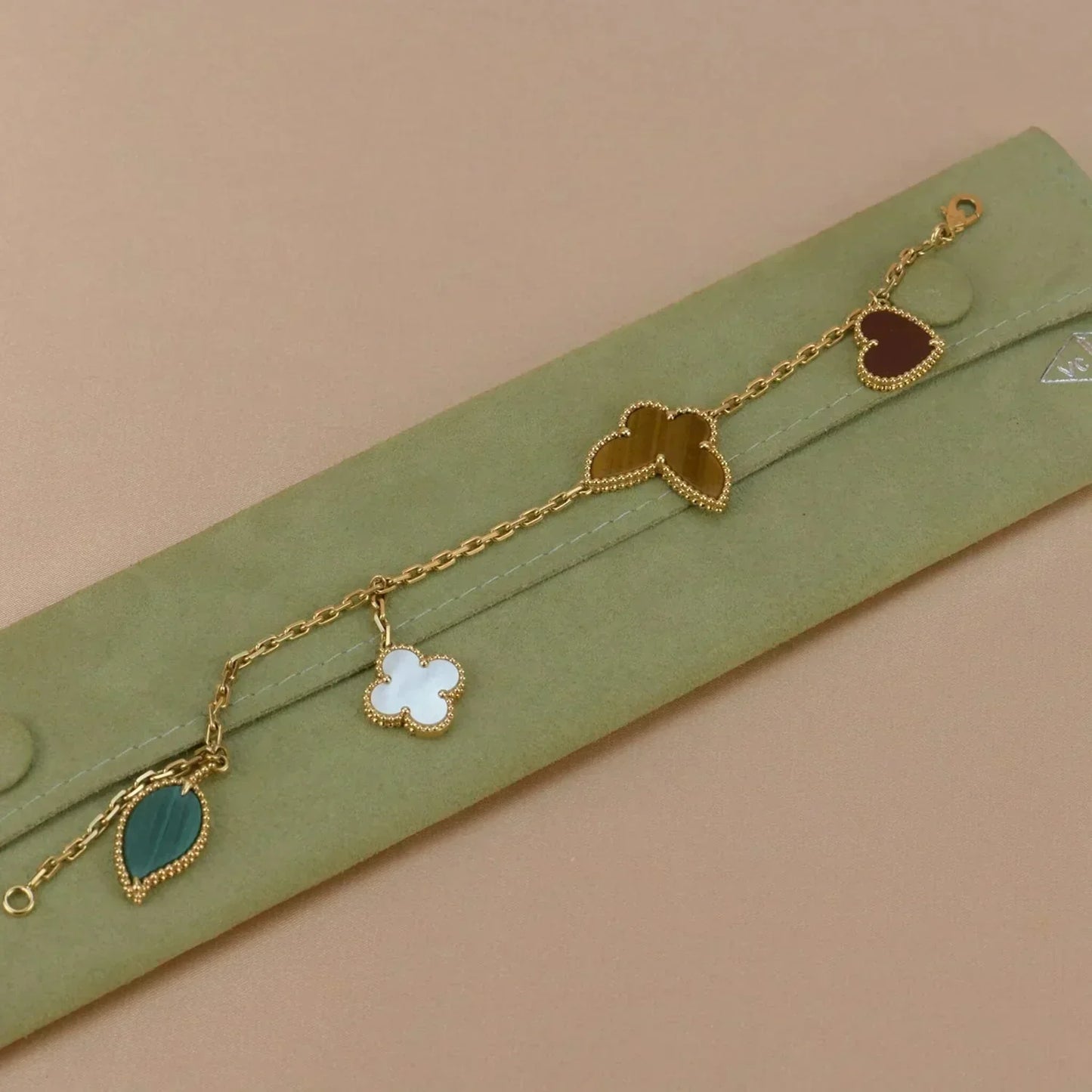 [Basjewels]LUCKY SPRING 5 MOTIF GOLD BRACELET