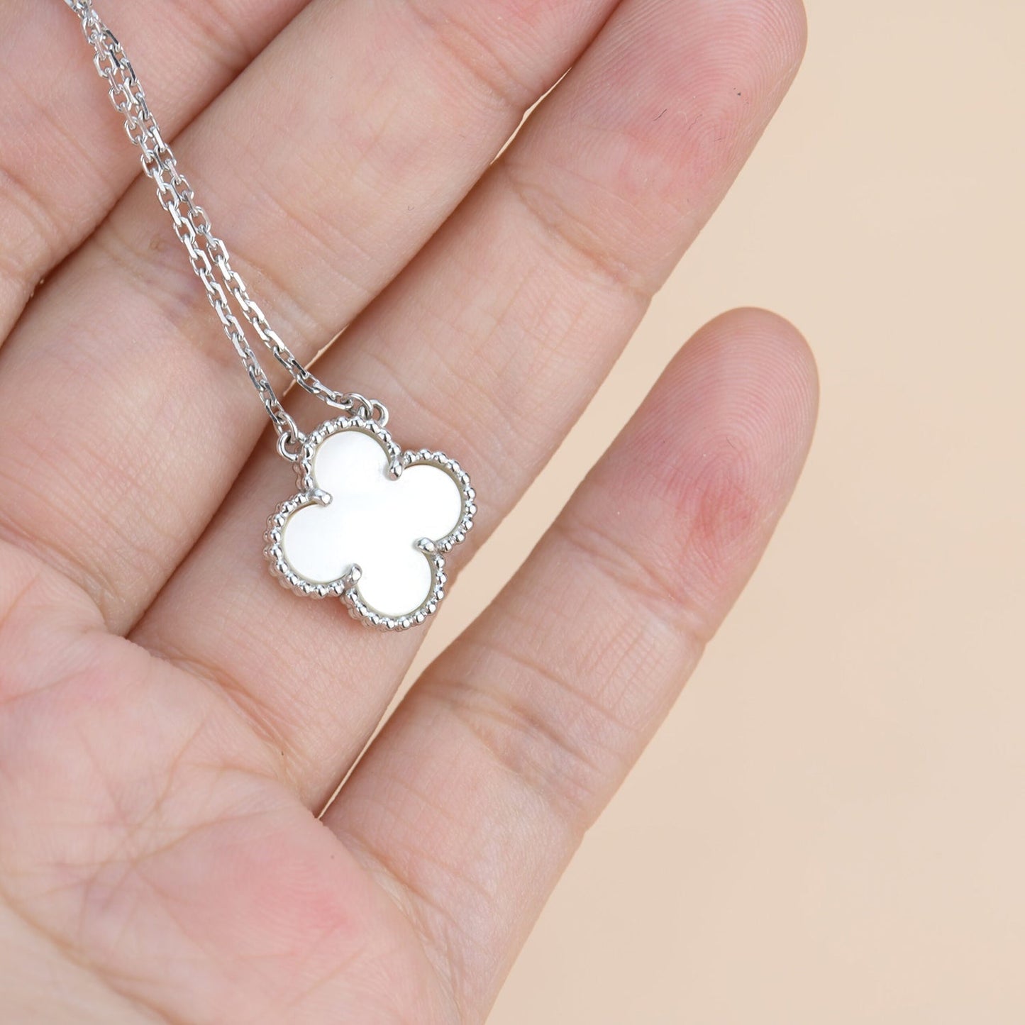 [Basjewels]CLOVER  15MM WHITE MOTHER-OF-PEARL SILVER