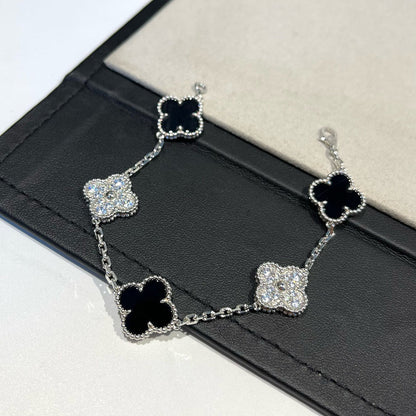 [Basjewels]CLOVER 5 MOTIF ONYXS DIAMOND BRACELET SILVER