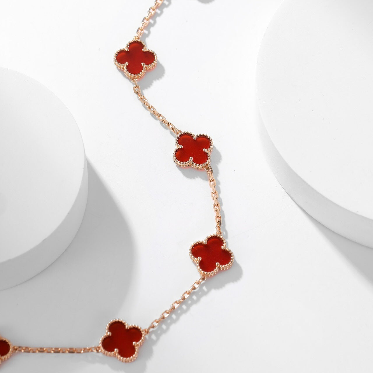 [Basjewels]CLOVER 10 MOTIFS CARNELIAN NECKLACE