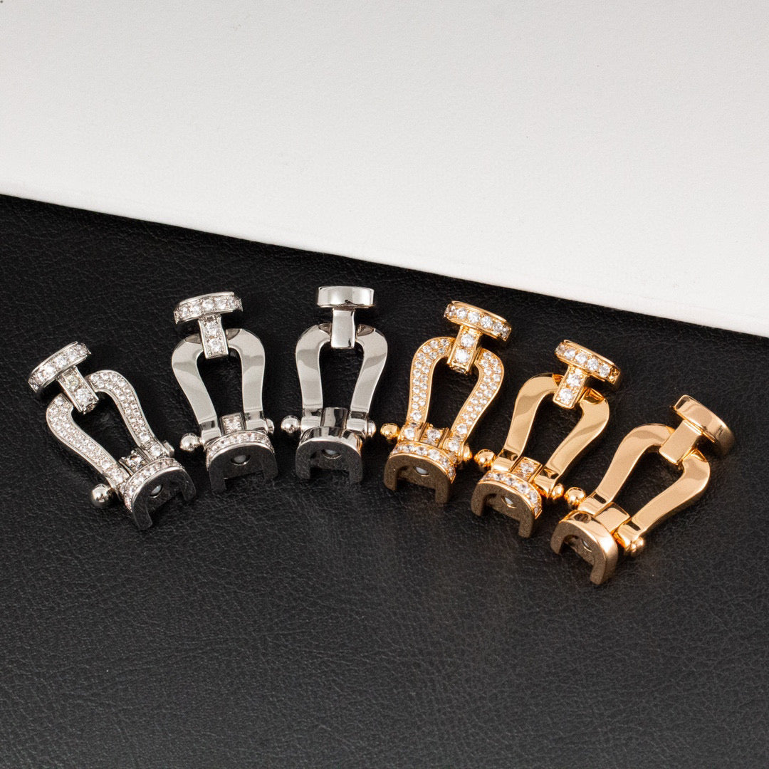 [baslovejewels]FORCE LARGE HORSESHOE HALF DIAMOND BRACELET GOLD