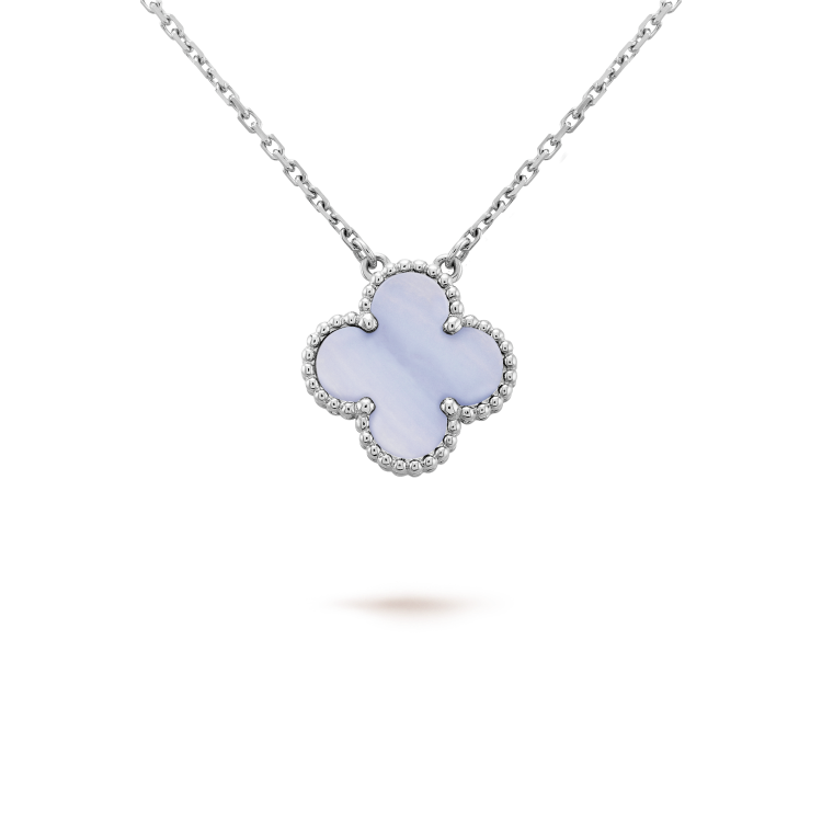 [Basjewels]CLOVER 15MM BLUE CHALCEDONY NECKLACE SILVER