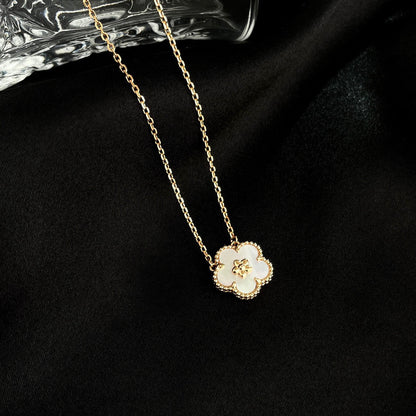 [Basjewels]LUCKY  WHITE MOP  PLUM BLOSSOM NECKLACE