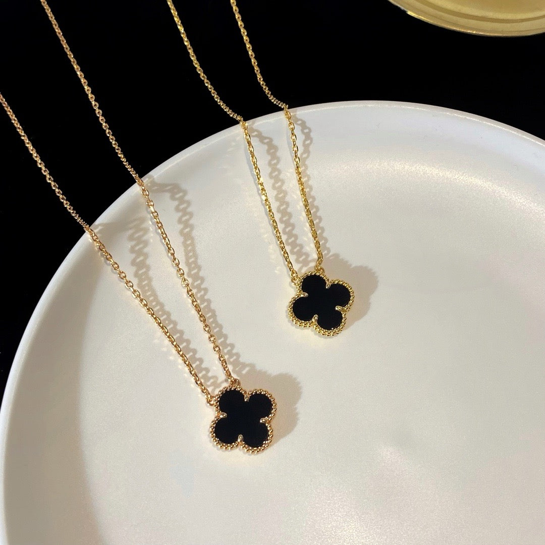 [Basjewels]CLOVER 15MM BLACK ONYX SINGLE FLOWER NECKLACE