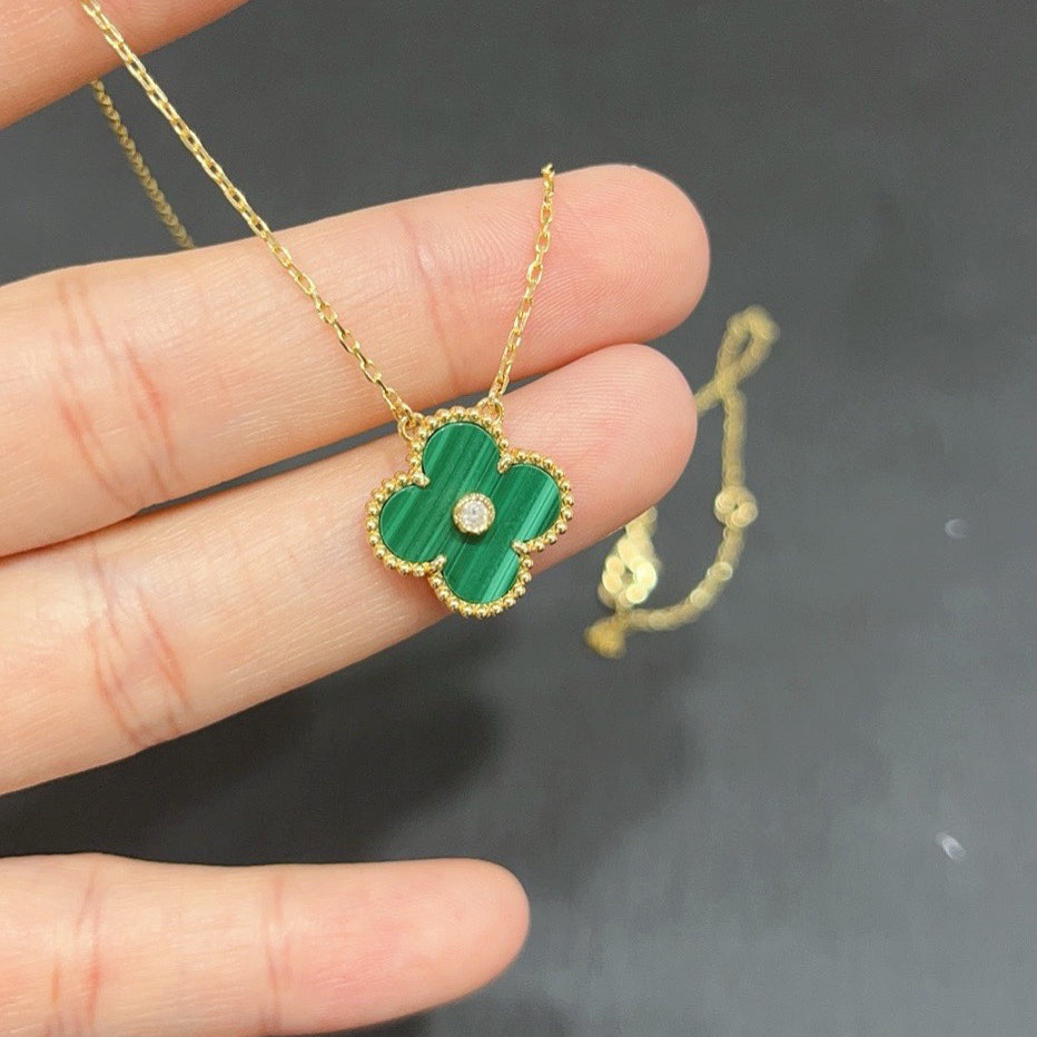 [Basjewels]CLOVER 15MM DIAMOND TURQUOISE NECKLACE